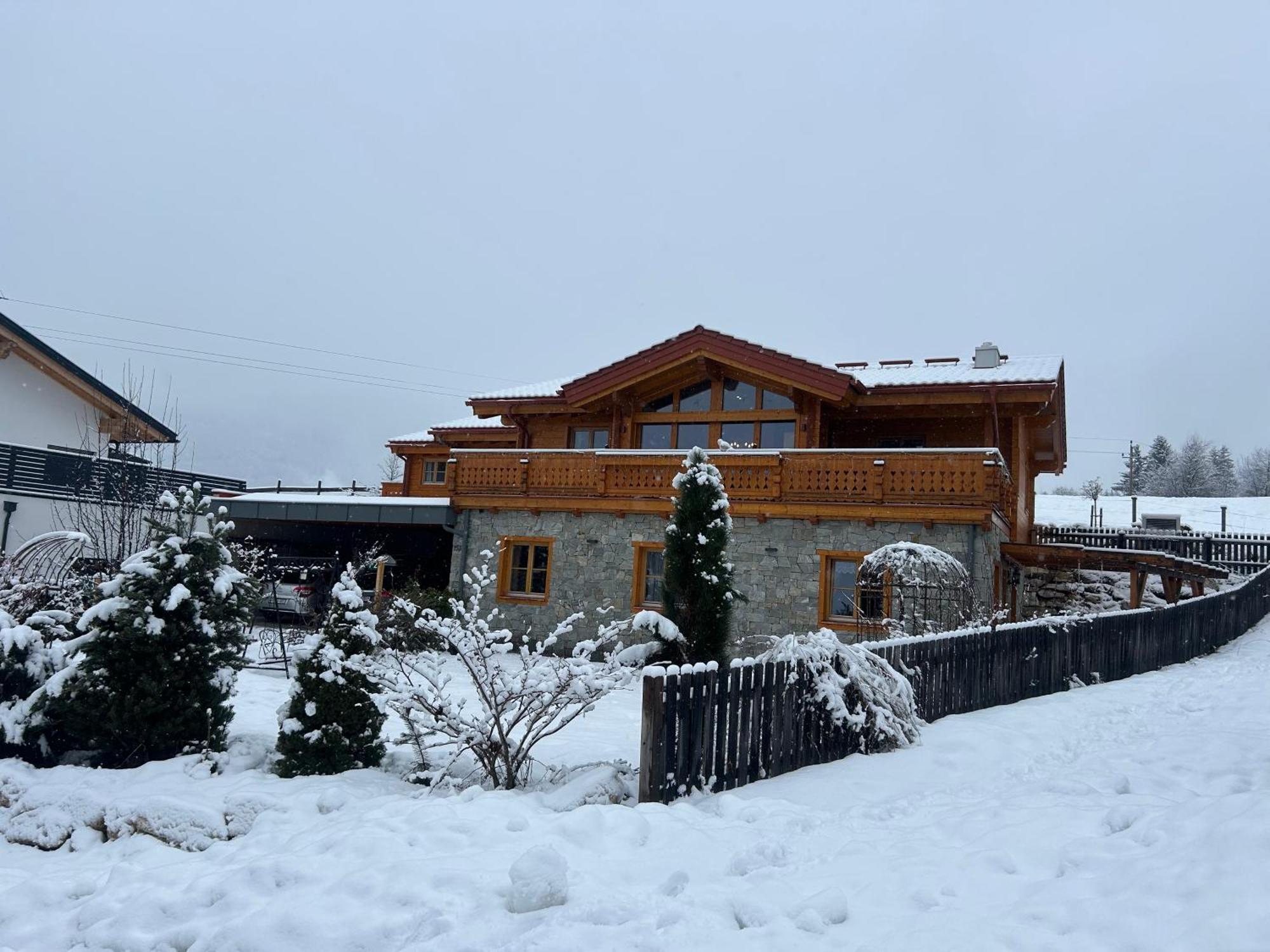 Appartementhaus Alma Bagian luar foto